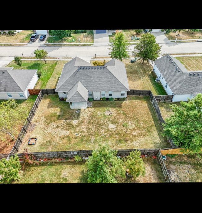 3905 Jungle Tree Dr in Columbia, MO - Building Photo - Building Photo