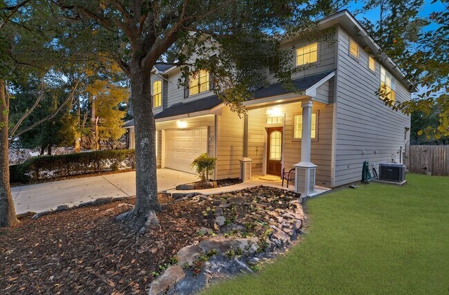 111 W Burberry Cir in Conroe, TX - Building Photo - Building Photo