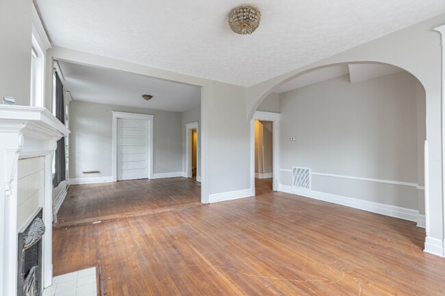 2301 Park Ave, Unit Unit A in Richmond, VA - Building Photo - Building Photo