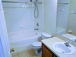 3330 Spy Tower Ct in Valrico, FL - Building Photo - Building Photo