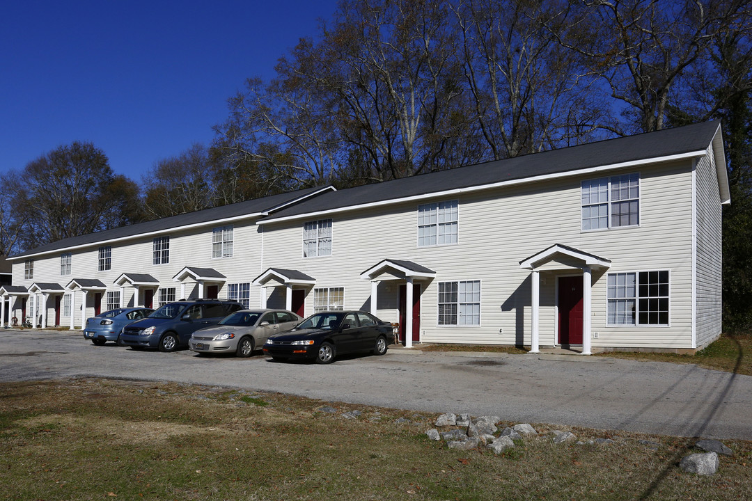 Magnolia Townhomes in Barnesville, GA - Building Photo