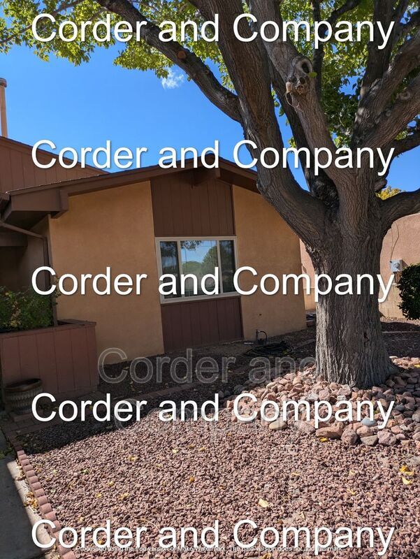 8804 San Francisco Rd NE in Albuquerque, NM - Building Photo - Building Photo