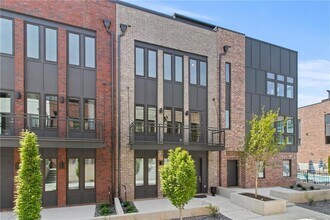 1292 Chelsea Cir NW in Atlanta, GA - Building Photo - Building Photo