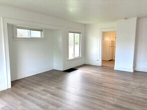 204-208-208 N Emerson St in Portland, OR - Building Photo - Building Photo