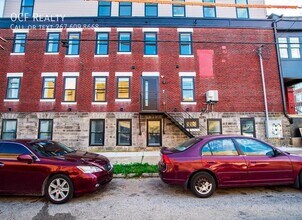 129 S 49th St, Unit 1R in Philadelphia, PA - Foto de edificio - Building Photo