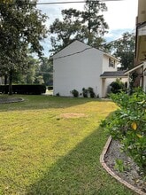 3113 Wilson Rd in Conroe, TX - Building Photo - Building Photo
