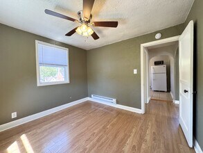 321 S Walnut St in Huntington, WV - Building Photo - Building Photo