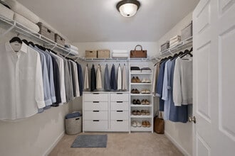 Legacy Park Apartments in Lawrence, MA - Foto de edificio - Building Photo