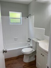 265 NW 32nd St, Unit 265 in Oakland Park, FL - Foto de edificio - Building Photo