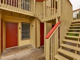 4300 Acropolis Ct in Austin, TX - Building Photo