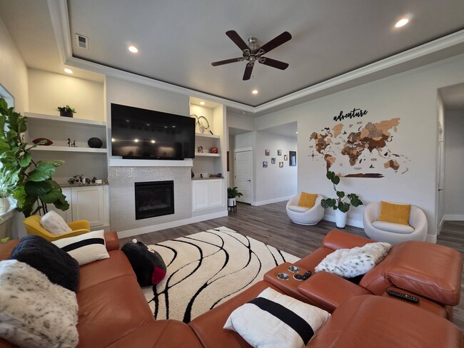 property at 7015 W 32nd Ave