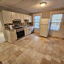 14 Smythe St, Unit 2 in Brookline, MA - Building Photo