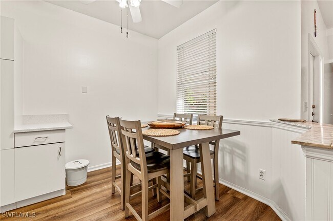 property at 280 Robin Hood Cir