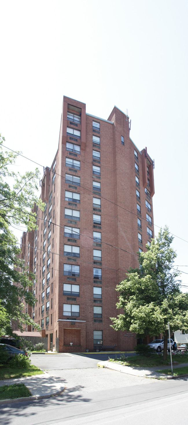 B'nai B'rith Parkview in Albany, NY - Foto de edificio - Building Photo