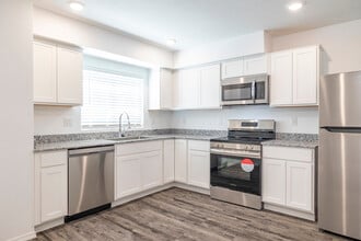 Hayden Farms Townhomes in Surprise, AZ - Building Photo - Interior Photo