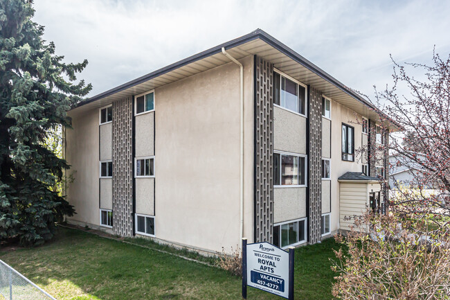 3615 119 Ave NW in Edmonton, AB - Building Photo - Building Photo