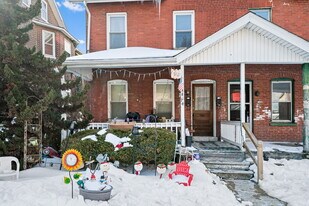 74 S 6th Ave, Unit UNIT2 in Coatesville, PA - Building Photo