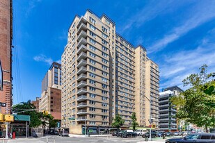 245 E 19th St in New York, NY - Building Photo