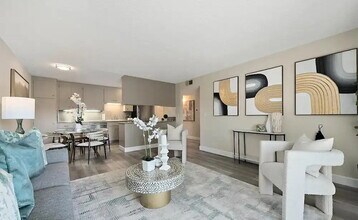 1458 Hudson St in Redwood City, CA - Building Photo - Building Photo