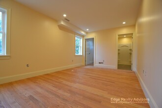 43 Matchett St, Unit 2 in Boston, MA - Building Photo - Building Photo