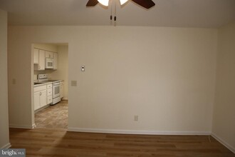 2 W Pine St in Delmar, MD - Foto de edificio - Building Photo
