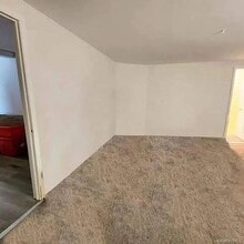 9 Fairlane Dr in Selden, NY - Building Photo - Building Photo