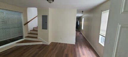 153 Little St SE in Atlanta, GA - Foto de edificio - Building Photo