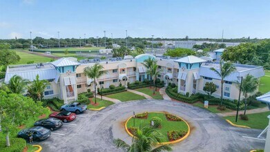 1200 NW 13th St, Unit 206 in Boca Raton, FL - Building Photo - Building Photo