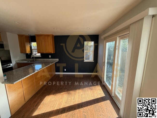144 3rd St in Windsor, CA - Building Photo - Building Photo