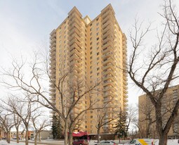 The Lamplighter in Edmonton, AB - Building Photo