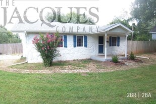 3263 W Page St in Springfield, MO - Building Photo