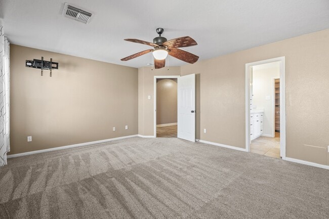 property at 5817 Vineyard Hill Dr