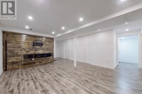 18 Howes St in Ajax, ON - Building Photo - Building Photo