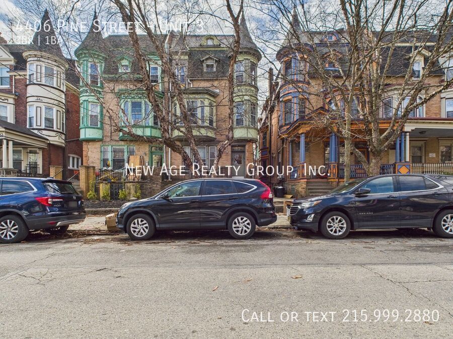 4406 Pine St in Philadelphia, PA - Building Photo