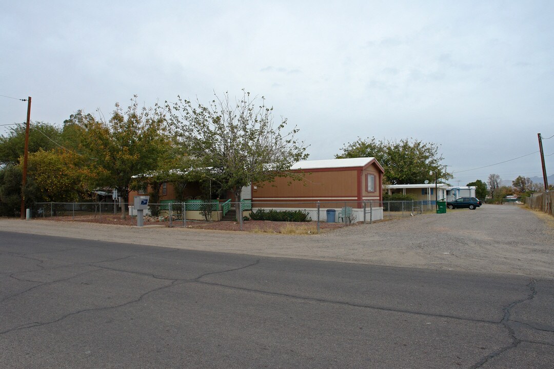 3451 E Milton Rd in Tucson, AZ - Foto de edificio