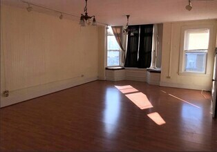 3 Elm St in Framingham, MA - Building Photo - Building Photo