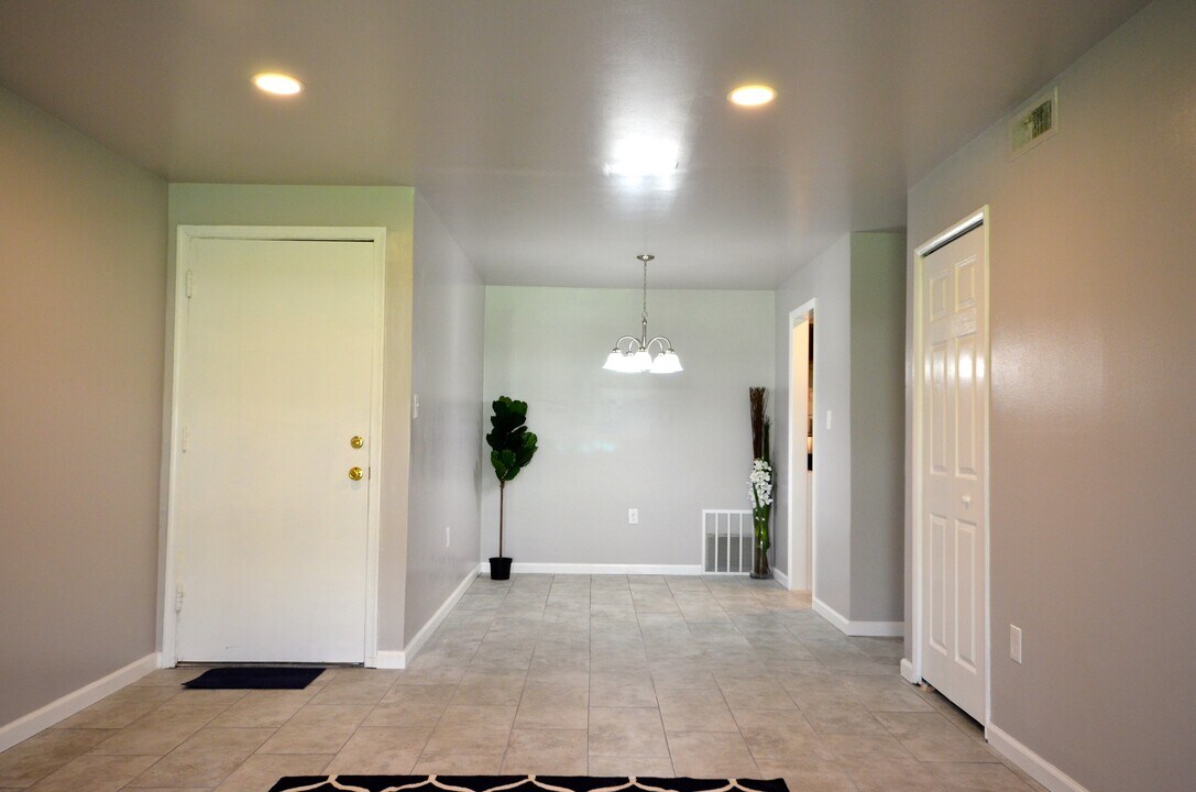 563 Wilson Bridge Dr, Unit A1 in Oxon Hill, MD - Building Photo