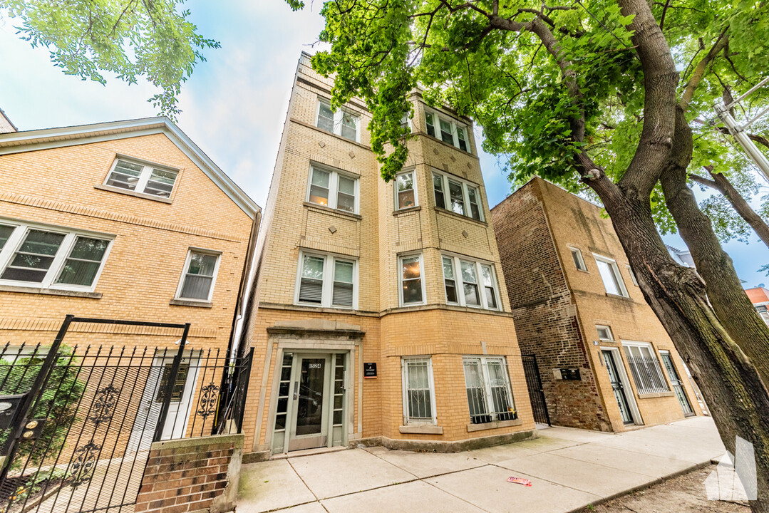 1524 N Artesian Ave, Unit 1 in Chicago, IL - Building Photo