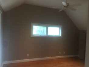 2722 Taylorsville Rd in Taylorsville, KY - Building Photo - Building Photo