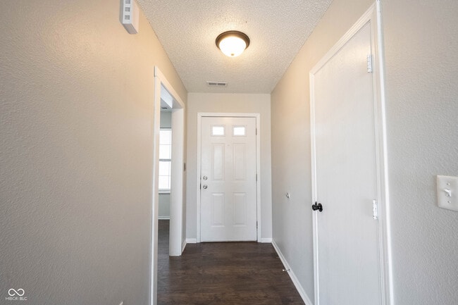 1817 Austin Rd in Kokomo, IN - Foto de edificio - Building Photo