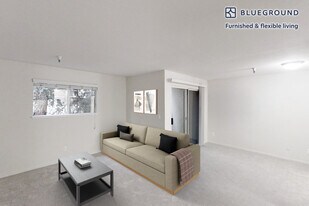 121 Roble Rd in Walnut Creek, CA - Building Photo