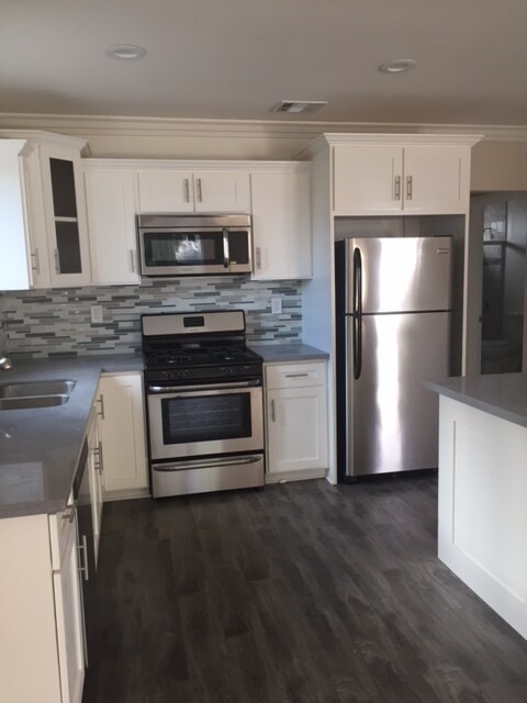 523 N Benton Way, Unit 523 N. BENTON WAY in Los Angeles, CA - Building Photo