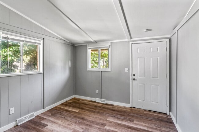 property at 1300 S Appleton Ave