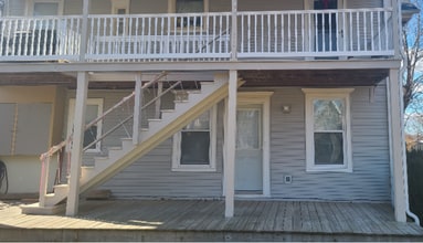 210 E Pine St in Selinsgrove, PA - Building Photo - Building Photo