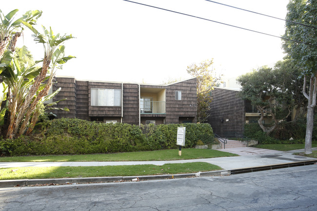 Universe at the Sycamores in Inglewood, CA - Foto de edificio - Building Photo