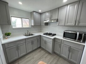 9359 Alder Ave in Fontana, CA - Building Photo