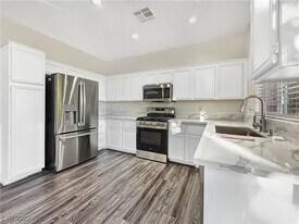 9641 Windborne Ave in Las Vegas, NV - Building Photo