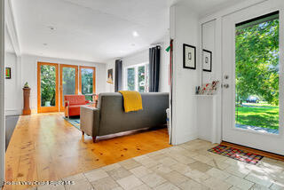 50 Van Deusen Rd in Hudson, NY - Building Photo - Building Photo