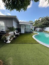 293 NW 34th Terrace in Lauderhill, FL - Building Photo - Building Photo