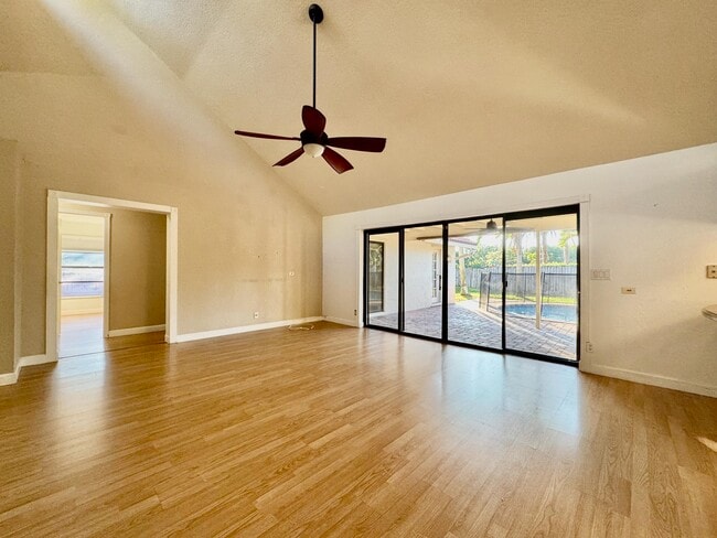 1701 NW 97th Terrace in Plantation, FL - Building Photo - Building Photo